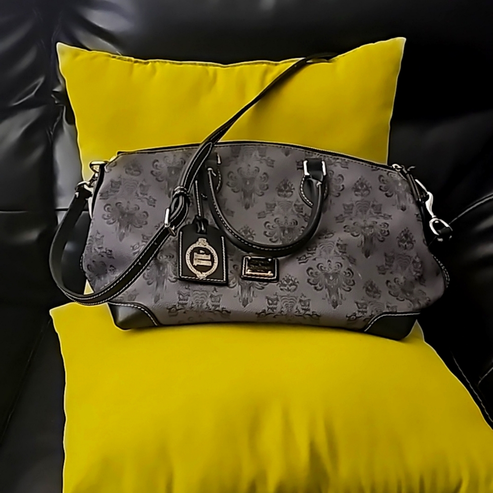 Dooney and Bourke Medium handbag